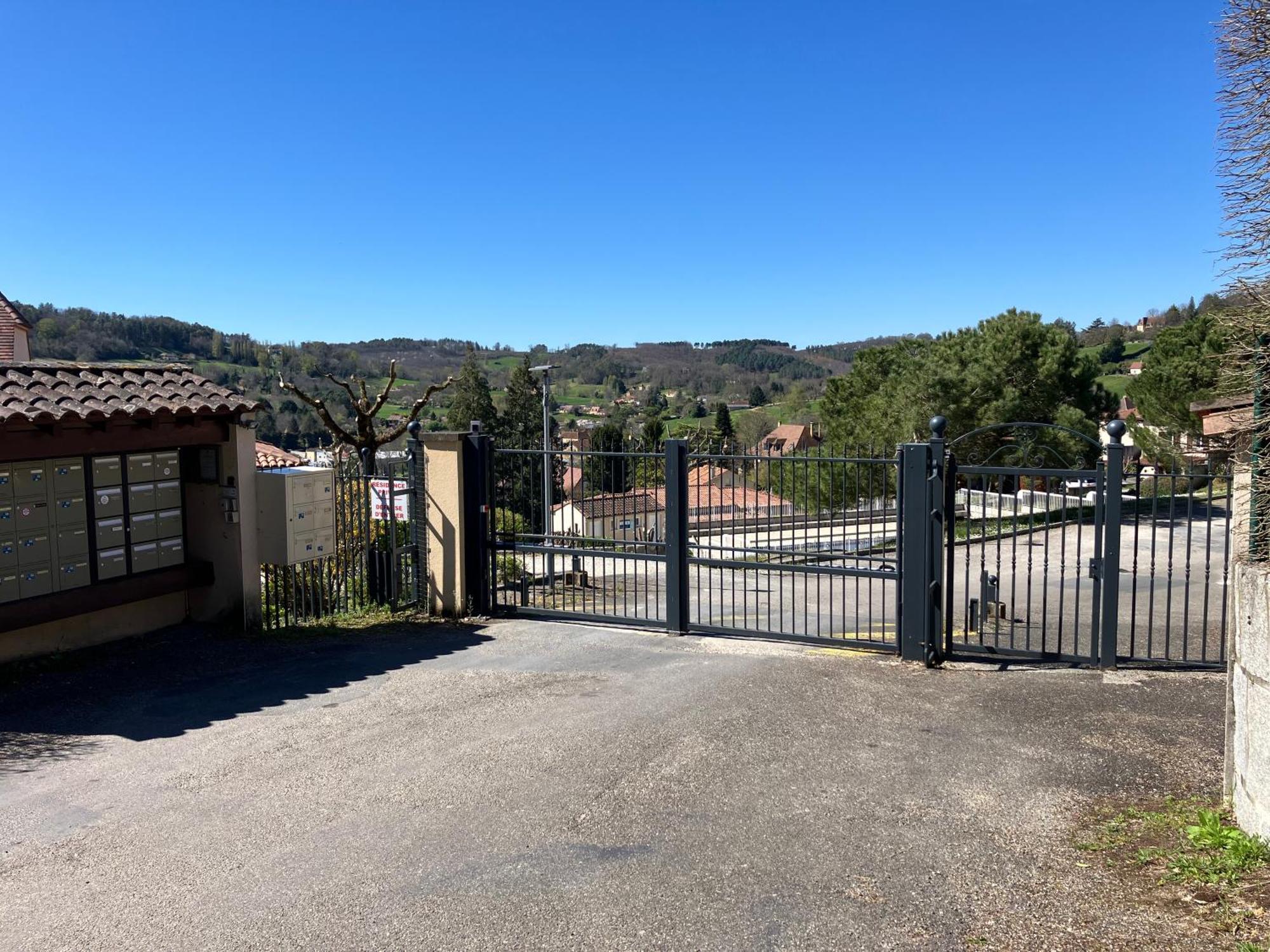 Le N4 Des Hauts De Sarlat, Clim Piscine Parking المظهر الخارجي الصورة